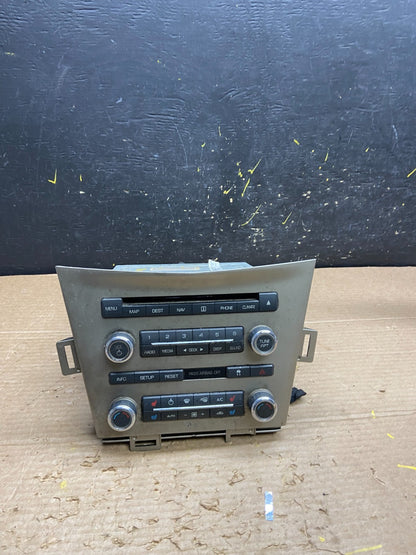 2010 to 2012 Lincoln Mkt Navigation Radio Climate Control Panel OEM w1935 DG0