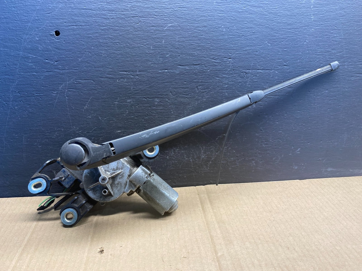2010 to 2013 Volkswagen Jetta Rear Windshield Wiper Motor AC0874 DG0