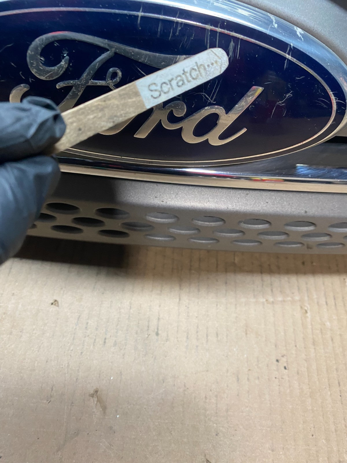 2011 to 2015 Ford Explorer Upper Front Grill Grille Oem W5954 DG4