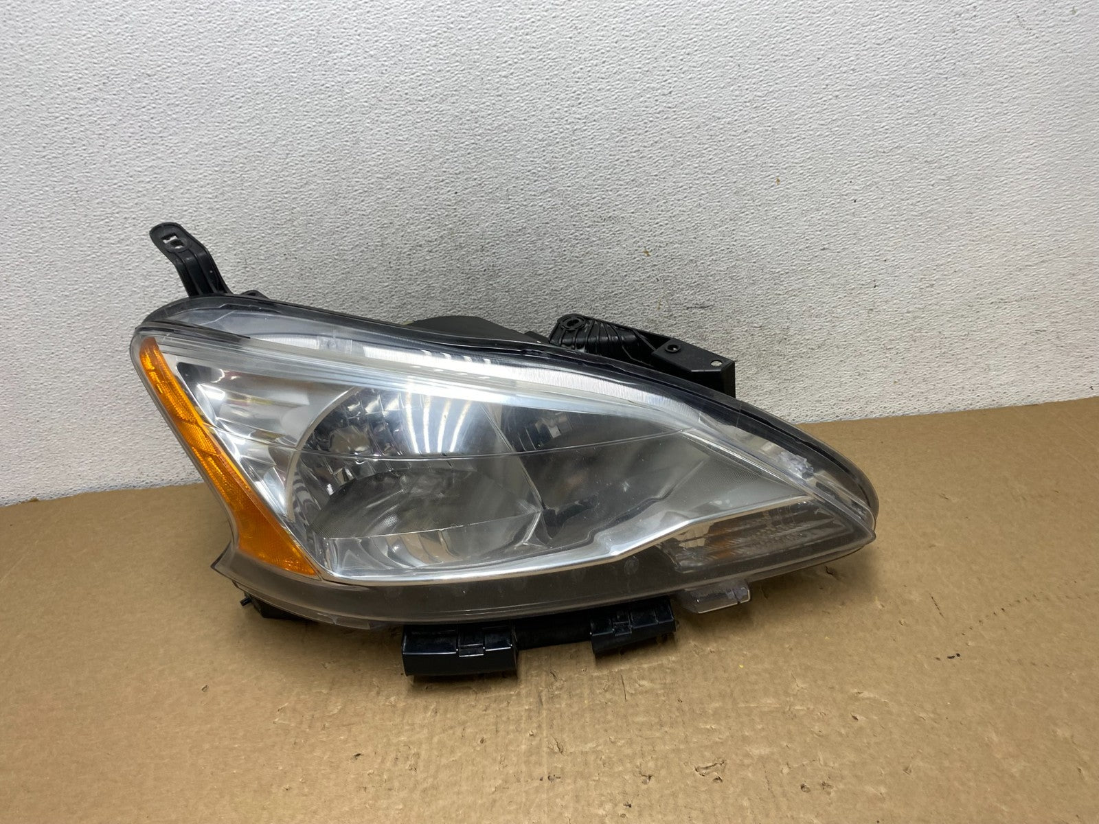 2013 - 2015 Nissan Sentra W/LED Halogen Right Passenger Headlight AF7431 DW0