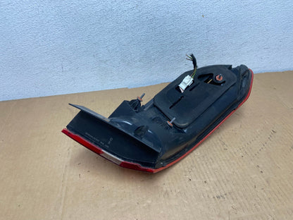 2010-2013 Mercedes-Benz E350 Right Passenger RH Side Tail Light AD0935 LK4