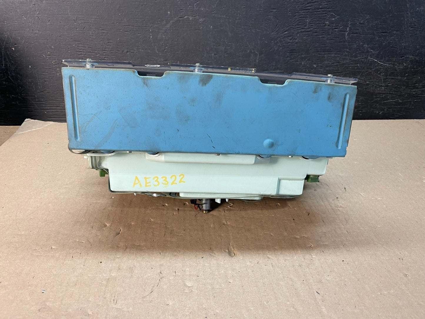1992 Chevrolet Astro Cluster Gauge Speedometer ECM AE3322 DG7
