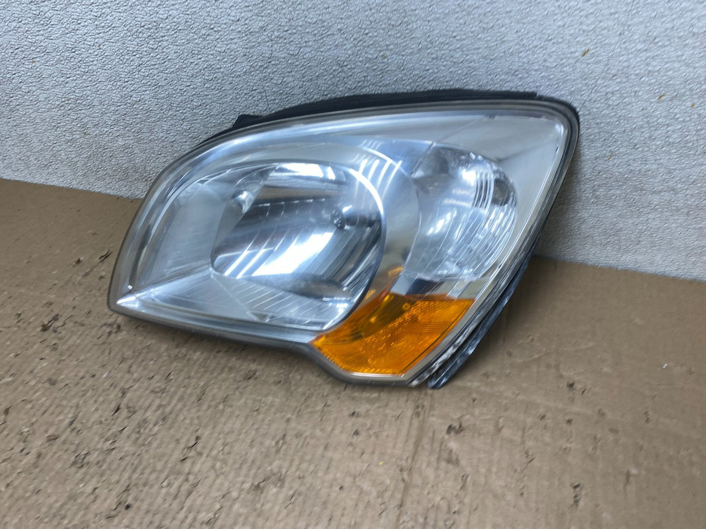 2007 to 2010 Kia Sportage Left Driver LH Halogen Headlight Oem T7997 DW1