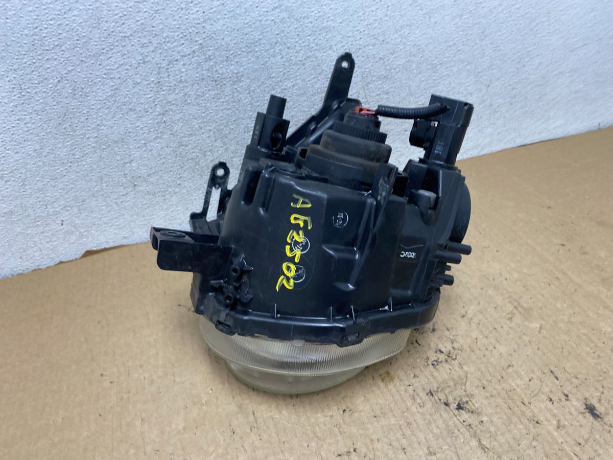 2011 to 2014 Nisan Juke Right Passenger Side Headlight AG2502 DW7