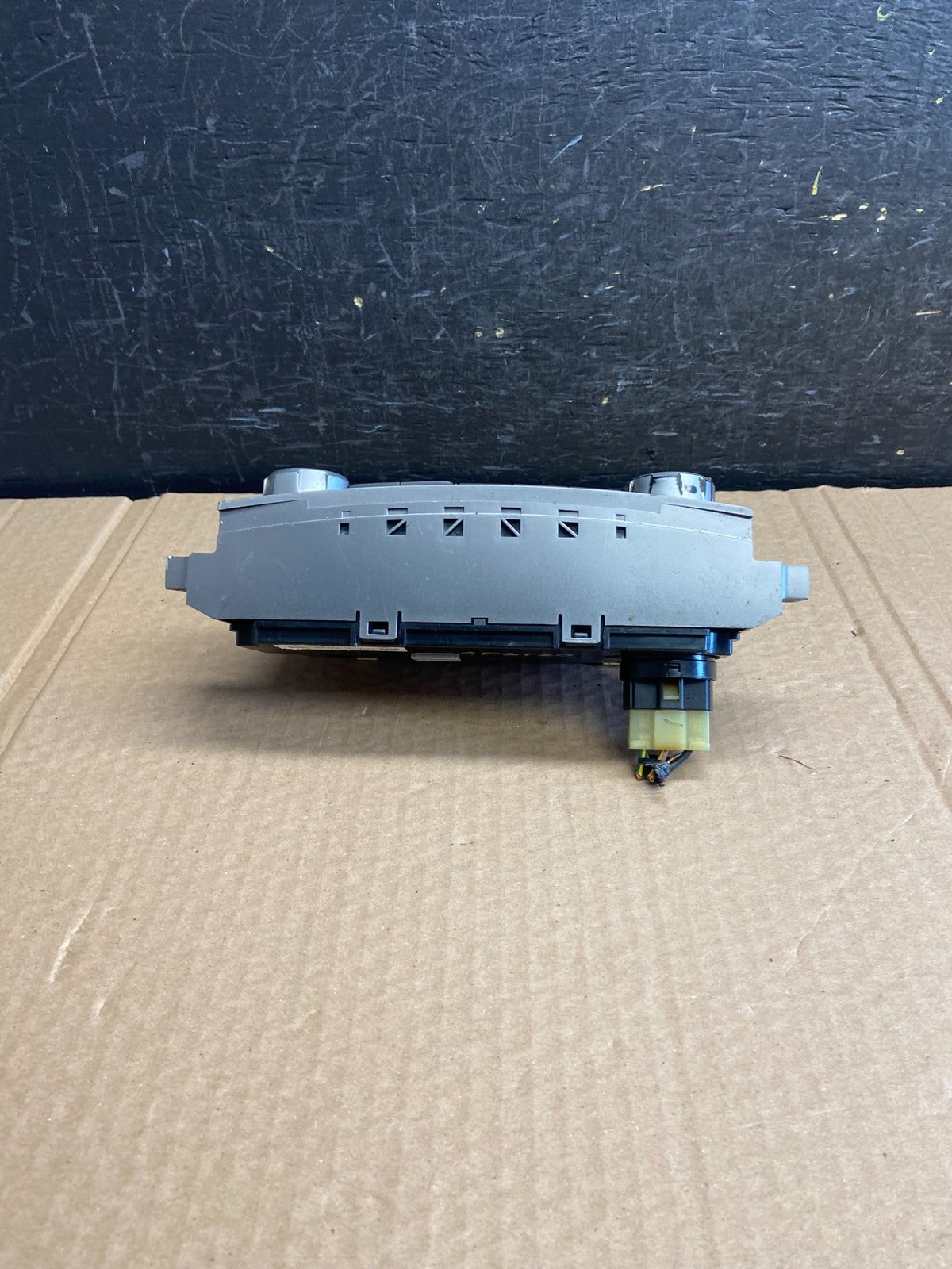 2010 - 2014 Subaru Outback Legacy A/C Heater Climate Control Unit AF6120 DG3