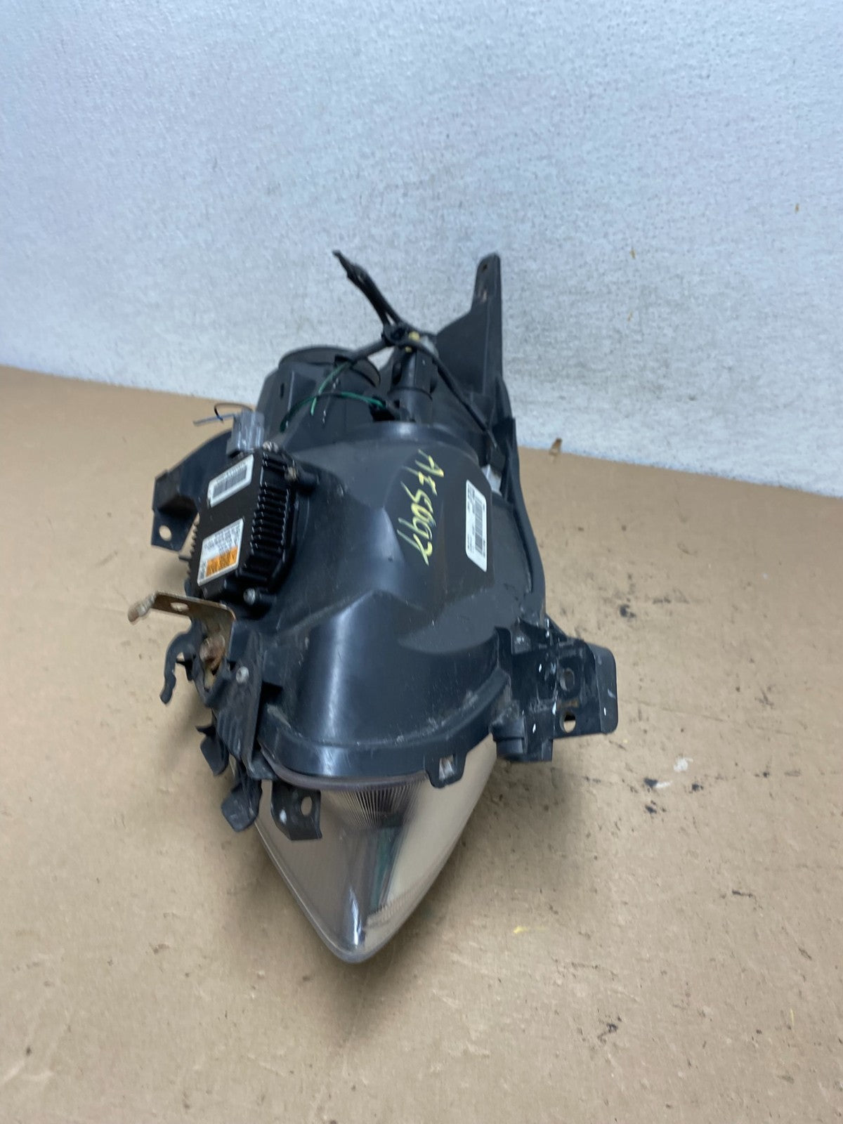 Sedan 2010 2011 2012 Nissan Altima Left Driver Side Xenon Headlight AF5097 DW7