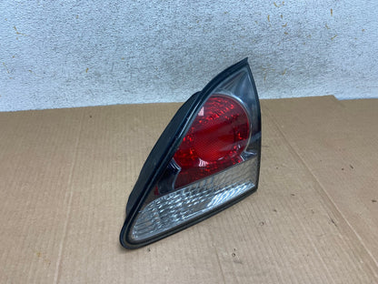 2000-2003 Lexus RX300 Right Passenger Side Rear Inner Tail Light AI5707 LK2