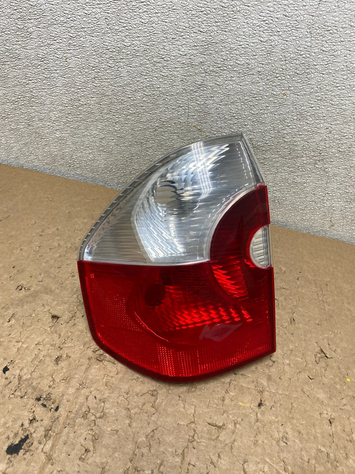 2004 2005 2006 Bmw X3 Left Driver Lh Side Tail Light OEM V0644 DW0