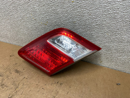 2007 2008 2009 Toyota Camry Right Passenger Rh Tail Light Inner OEM Z9493 DW1