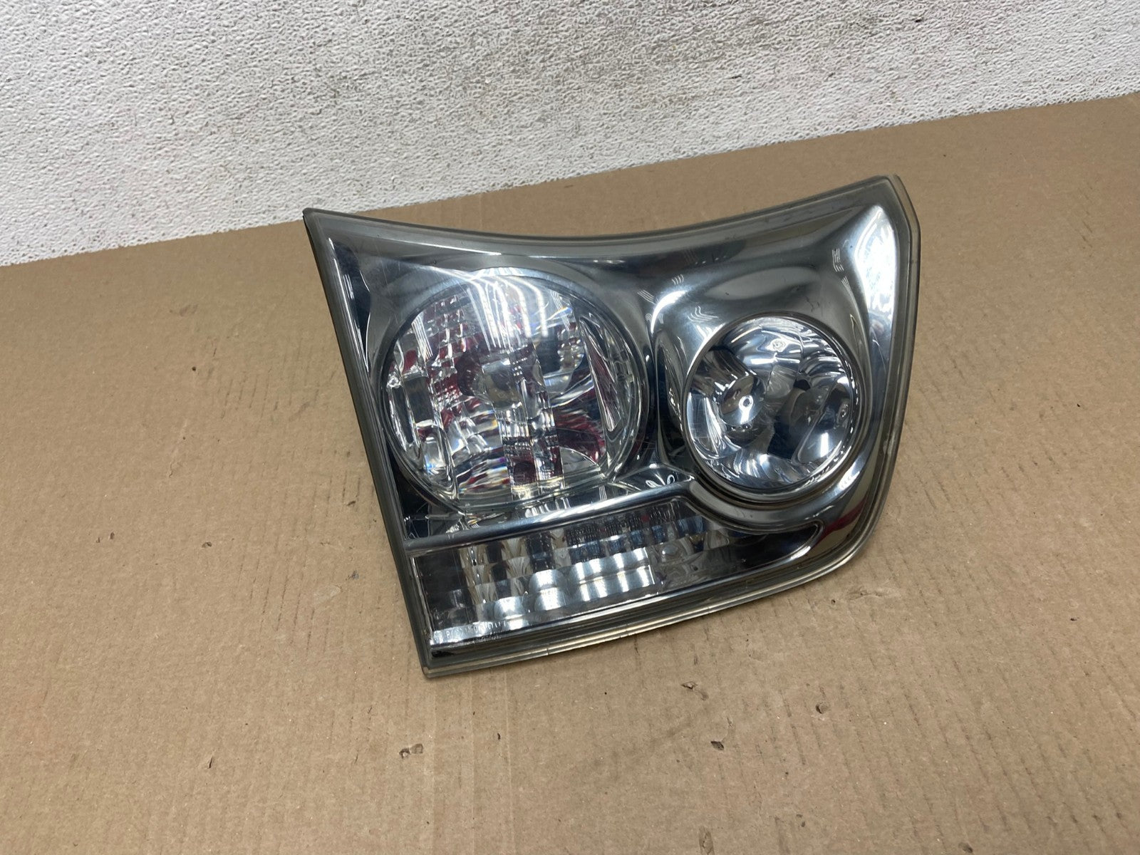 2004 to 2009 Lexus Rx350 RX330 Left Driver Inner Tail Light AF5804 LK0