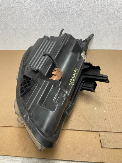 2015 to 2019 Nissan Versa Headlight Left Driver Lh Side Oem AB6441 DW7