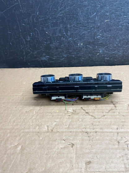 2012 - 2015 Volkswagen Passat Center Climate Control Panel AC Heater AF2078 DW3