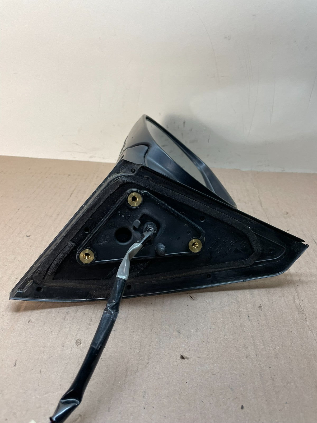 2004 to 2005 Toyota RAV4 Left Driver LH Side View Door Mirror AJ0771 DG4