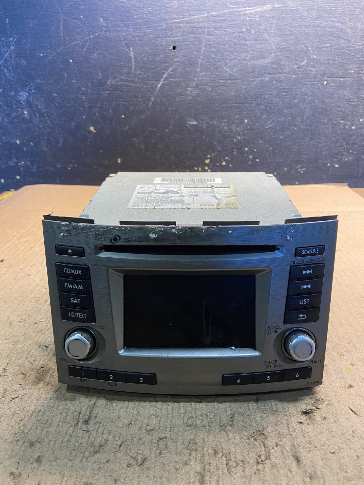 2013 to 2014 Subaru Outback Legacy Am Fm Cd Player AM/FM Radio Z2080 DG0