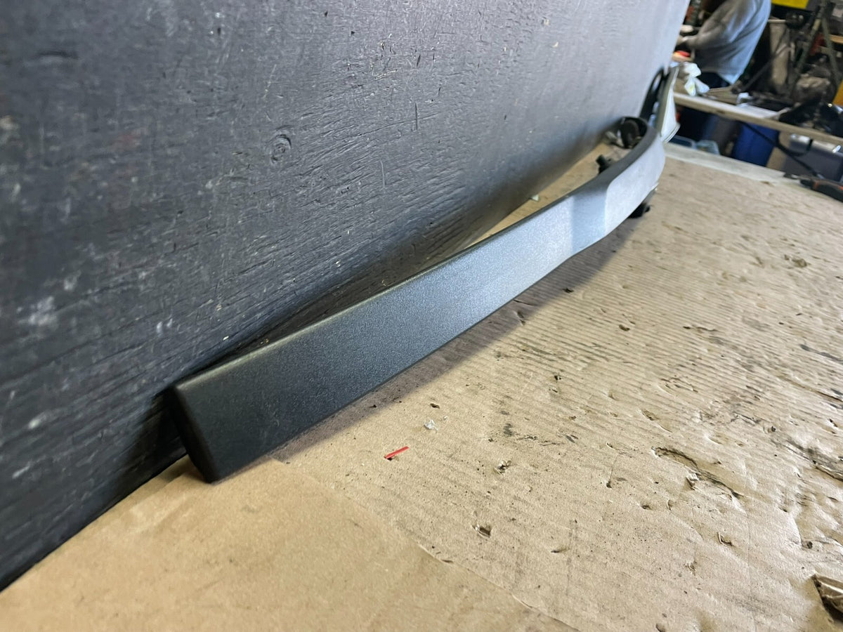 2016 - 2019 Ford Explorer Interceptor Rear Tailgate Molding With Camera M2940 DG2