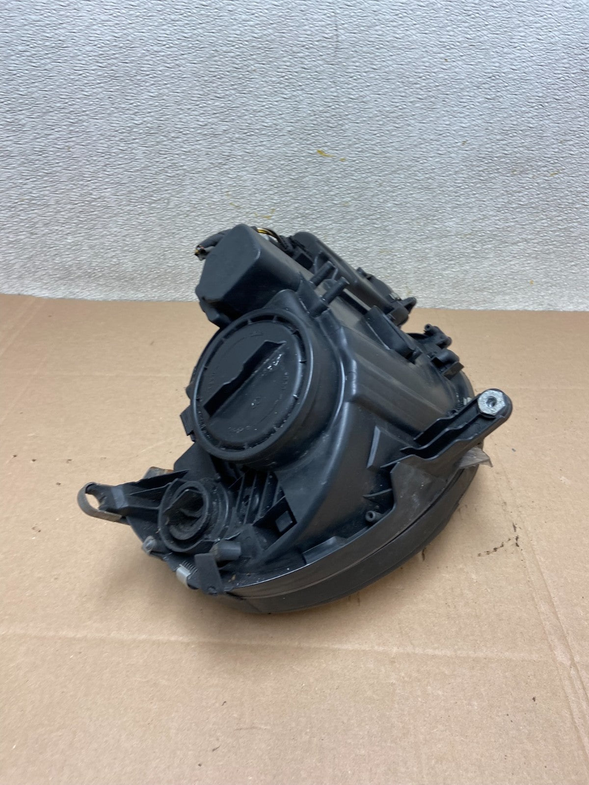 2007 2008 2009 Mercedes E Class Left Driver LH Halogen Headlight X9192 DW10