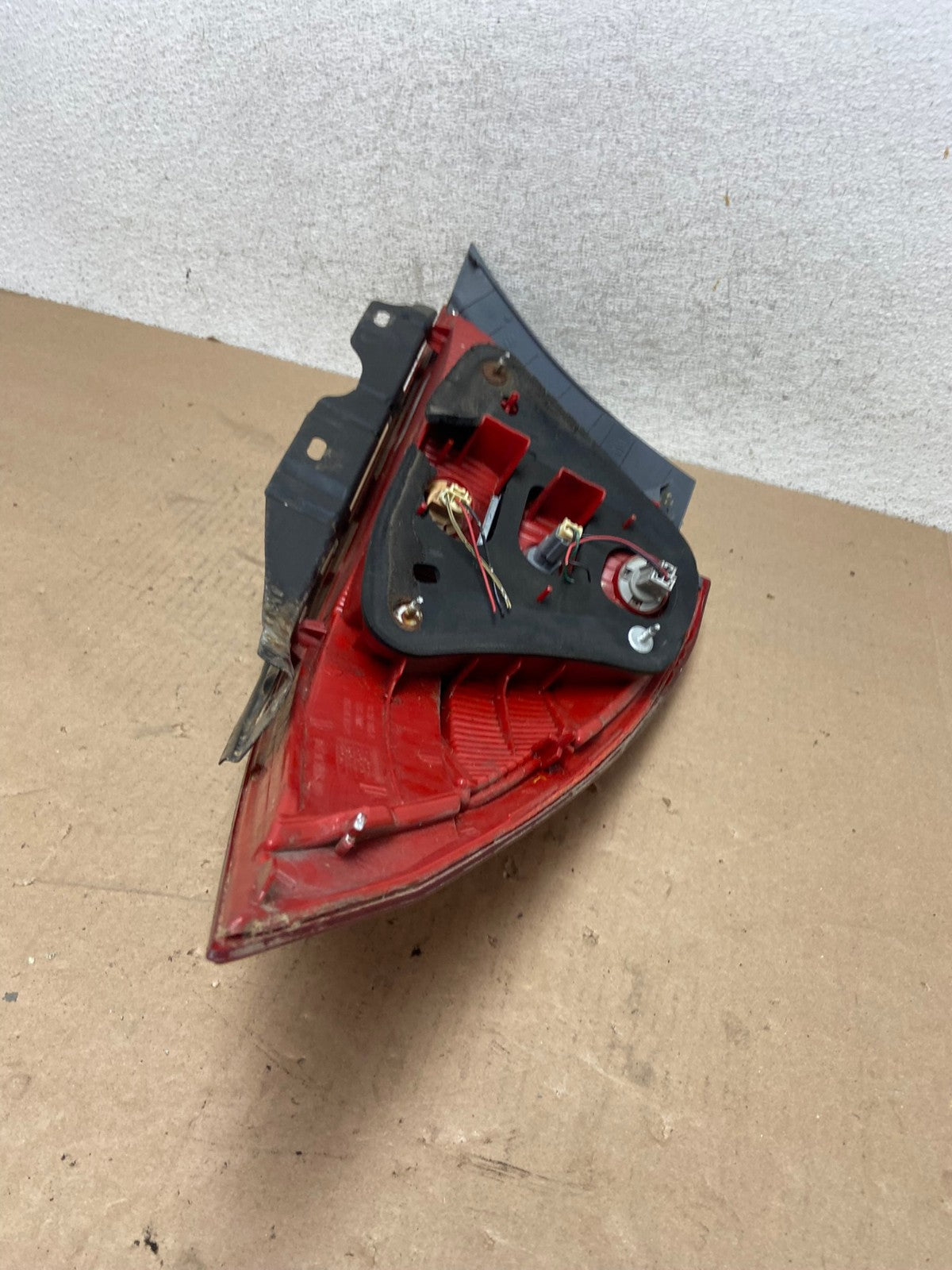 2003 2004 2005 Honda Accord Coupe Left Driver LH Side Tail Light AG4641 LK7