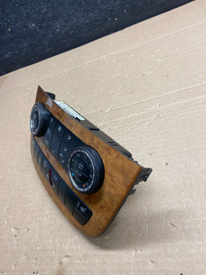 2006 to 2008 Mercedes W251 R350 AC Temp Heater Climate Control AG5177 DG3