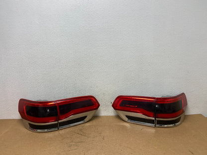 2014 - 2018 Jeep Grand Cherokee Left+Right Set Inner Tail Light AD6362 DG0