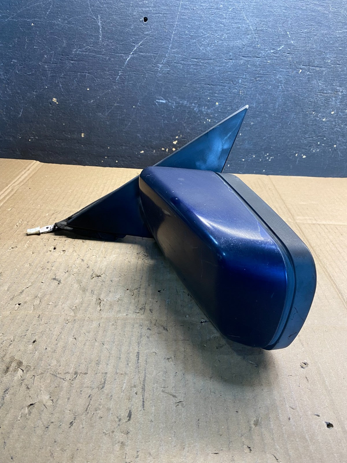 2001 to 2006 BMW 325i Left Driver LH Side View Door Mirror OEM ab0708 DG2