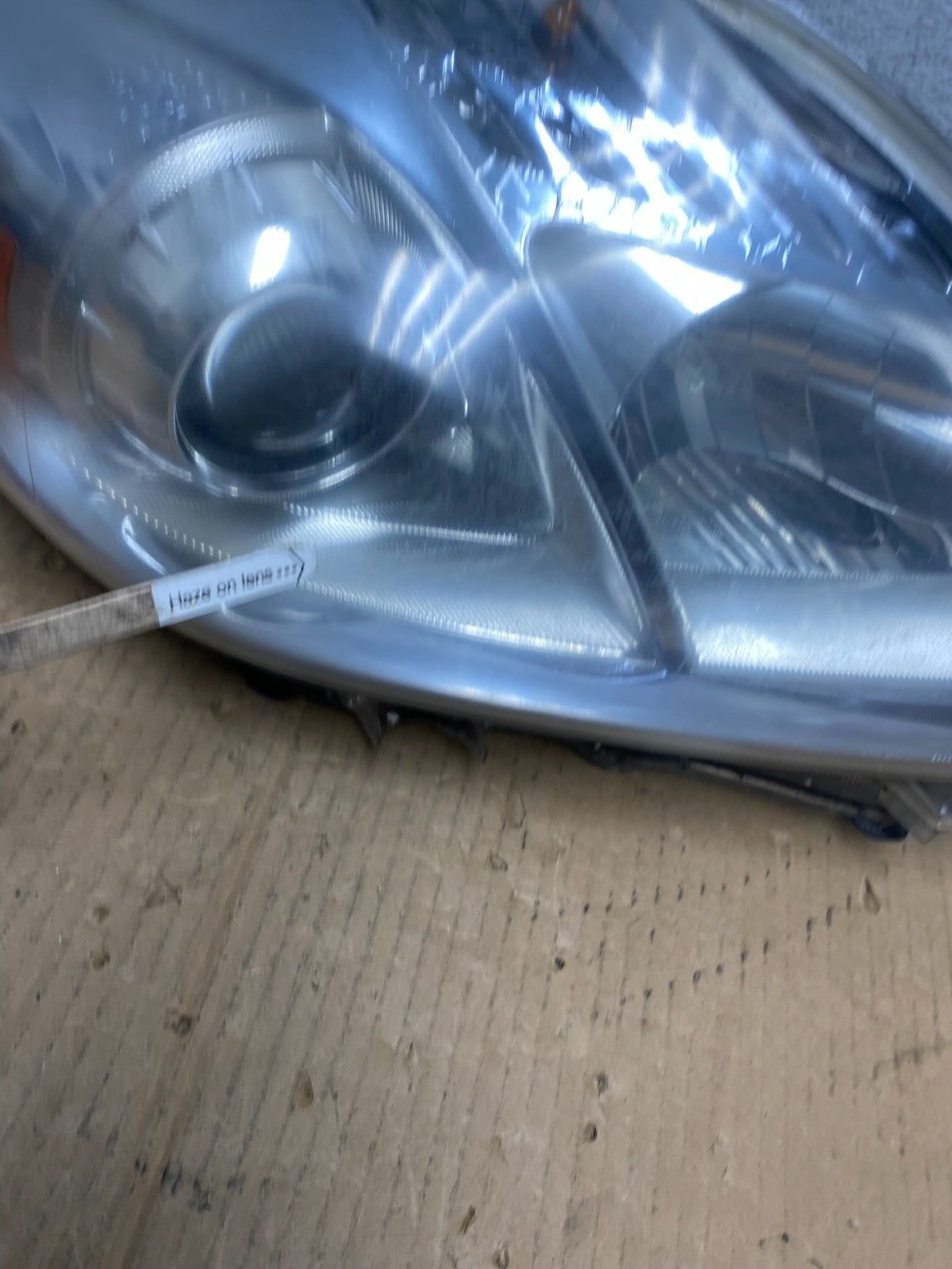 2010 - 2011 Toyota Prius Right Passenger Rh Blue Halogen Headlight AD0941 DW4