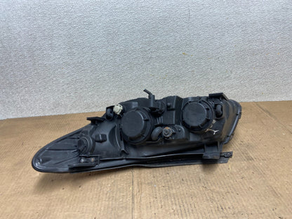 2007 2008 2009 2010 Hyundai Elantra Right Passenger Side Headlight AA64325