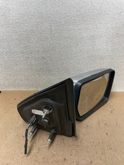 2004 to 2006 Ford F150 Right RH Passenger Turn Signal View Door Mirror W8956 DW5