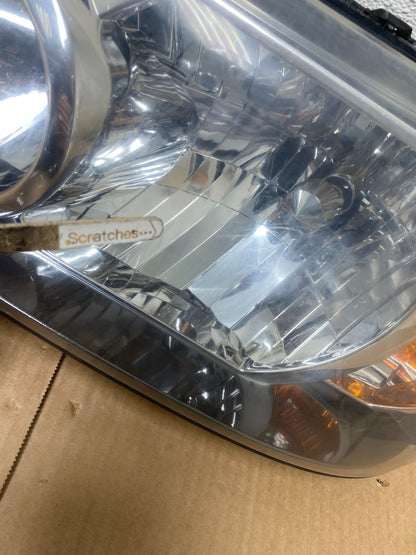2004 2005 2006 Toyota Highlander Headlights Left+Right Side TYC AI5749 DW4