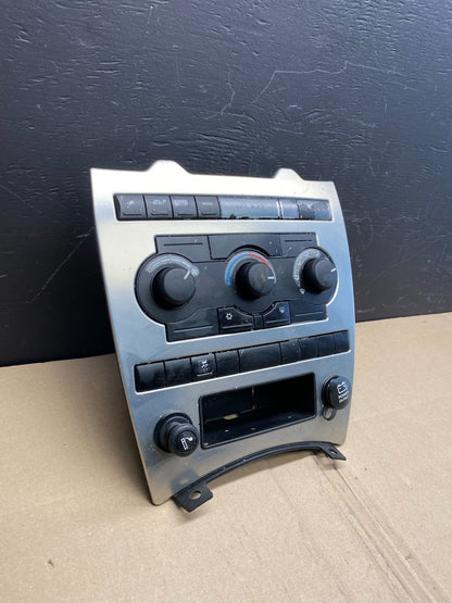 2005 2006 2007 Jeep Commander Grand Cherokee A/C Climate Control Bezel AB8690 DG2