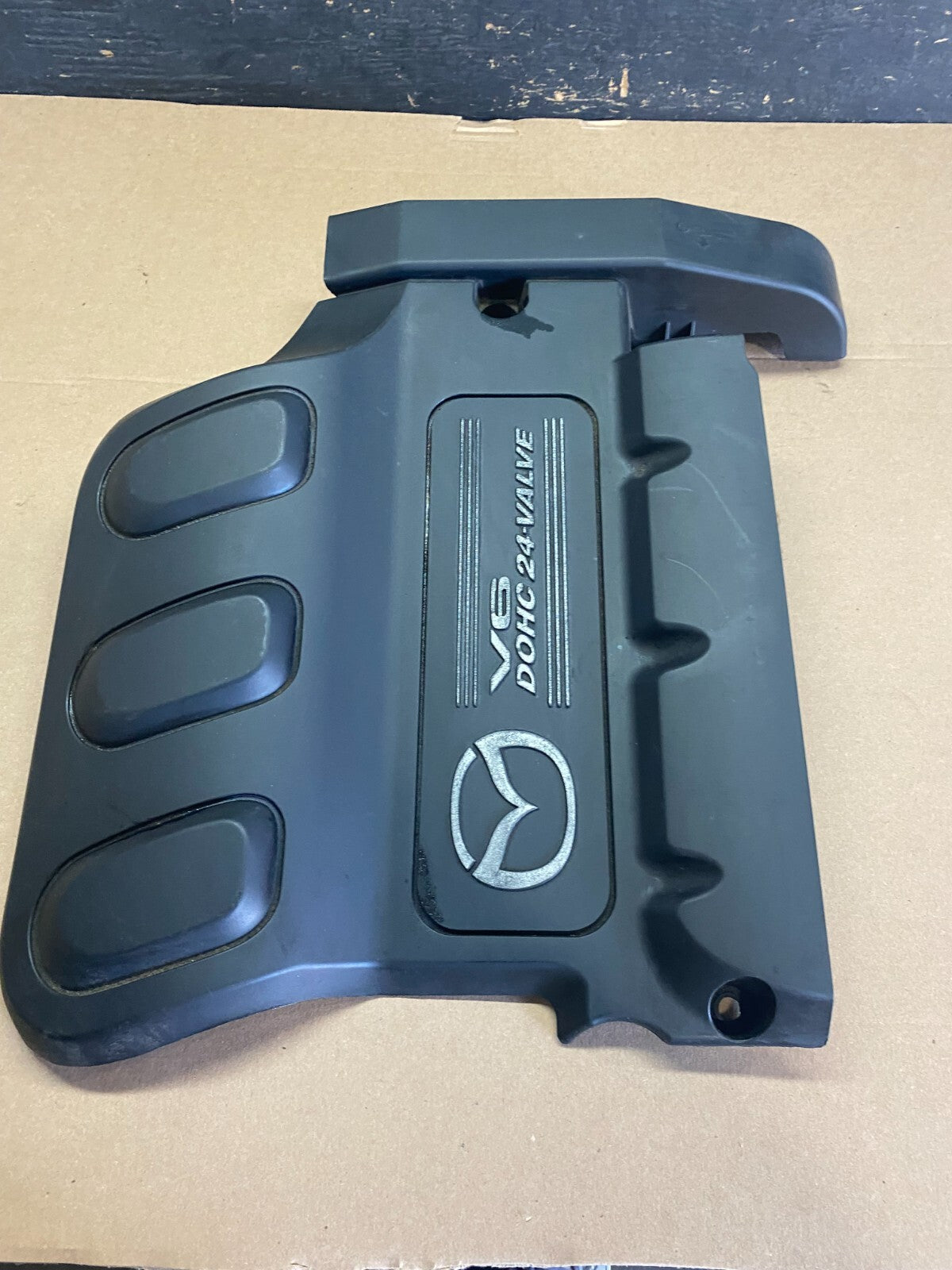 2000 to 2003 Mazda Tribute  DOHC 24 VALVE Engine Shield Top Cover o7908 PS2