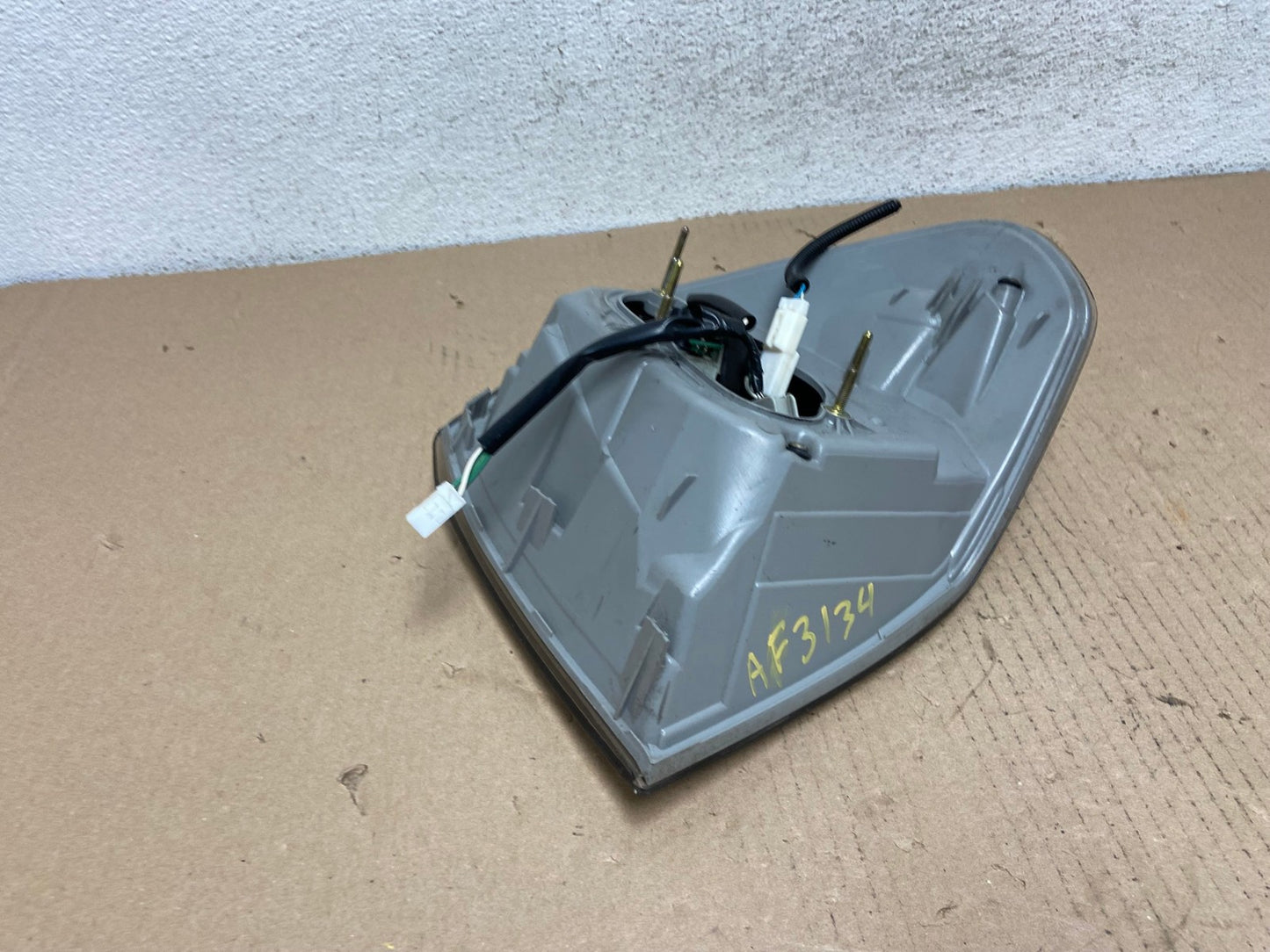 2004 to 2009 Lexus Rx350 RX330 Left Driver LH Tail Light AF3134 LK5