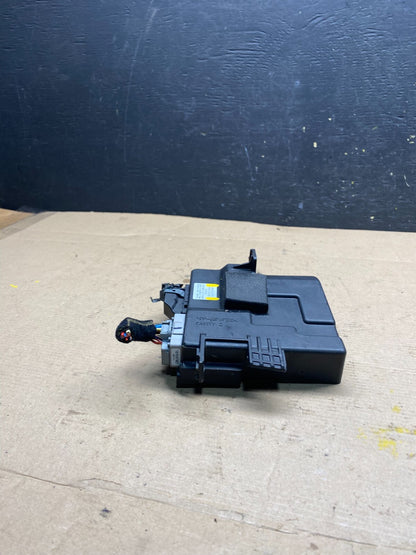 2006-2014 Kia Sedona Entourage Power Sliding Door Control Module N7378 DG1