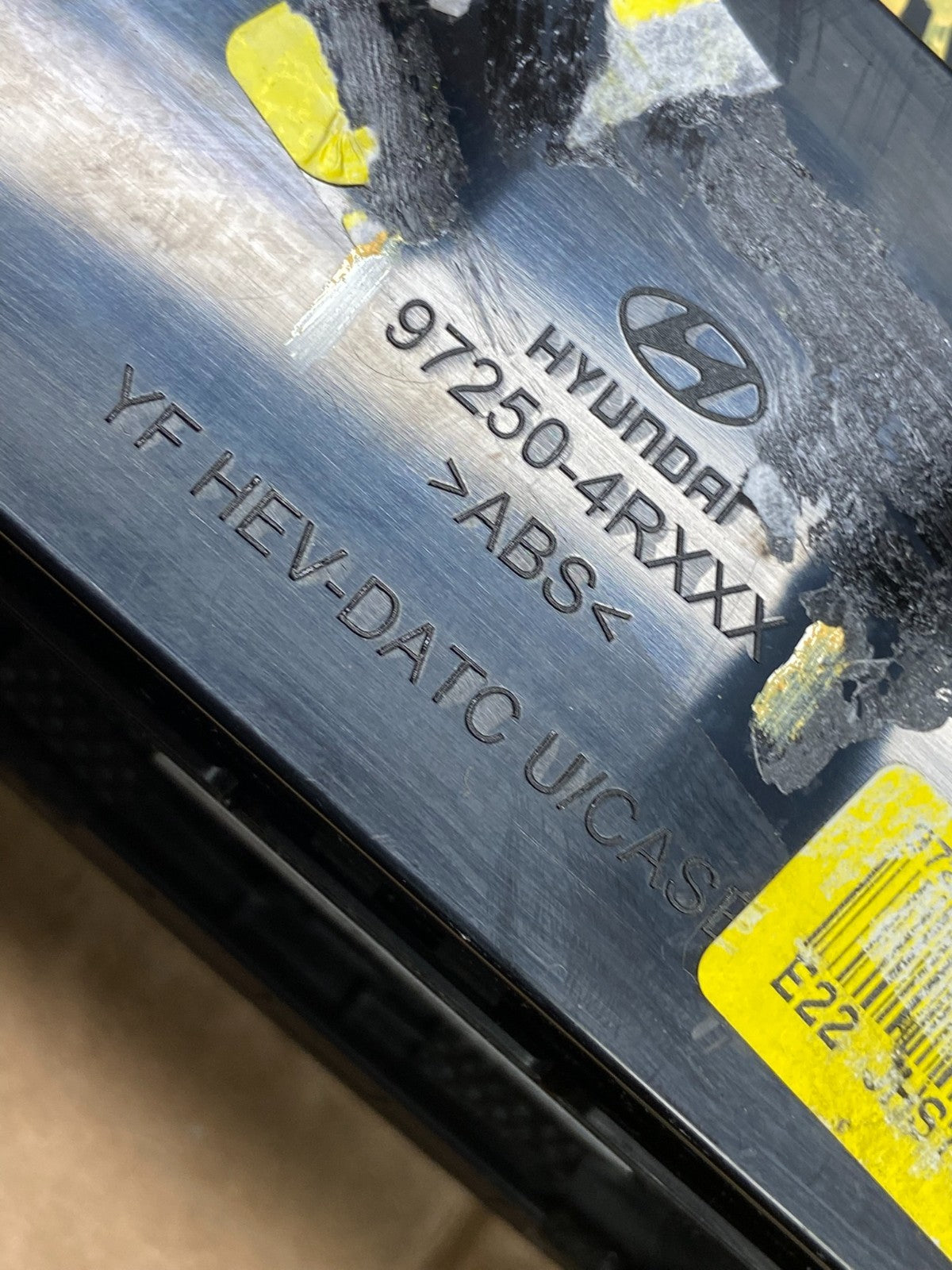 2011 - 2014 Hyundai Sonata Center Radio Climate Control Air Vent Bezel AA4789 DG5