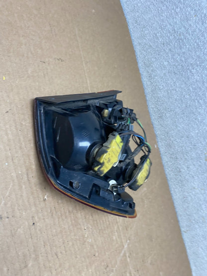 1997-1999 Saturn SL SL1 Sedan Right Passenger RH Side Tail Light OEM z1373 DG4