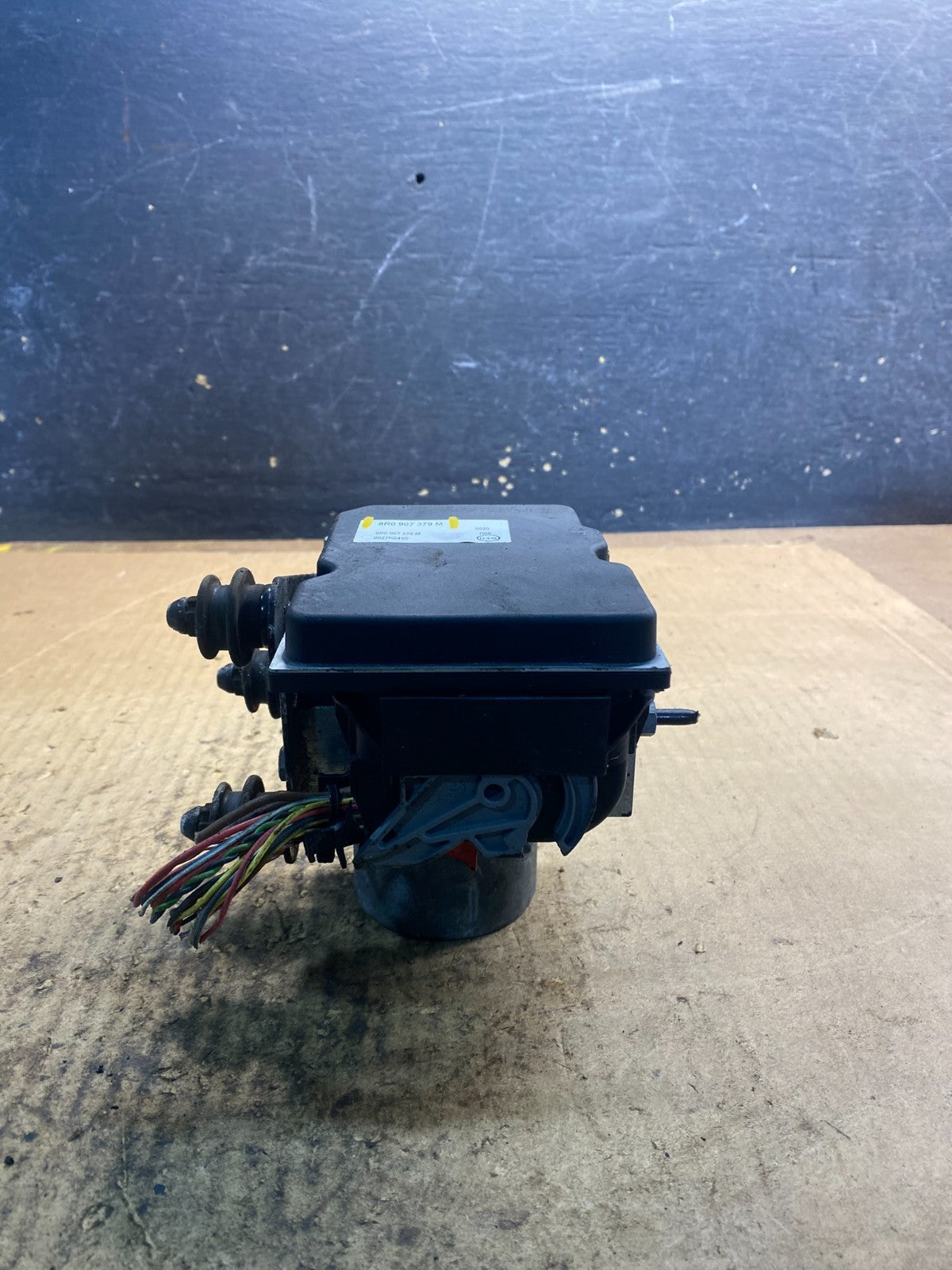 2009 to 2012 Audi Q5 ABS Anti-Lock Brake Pump 8R0614517 OEM z2438 DG1