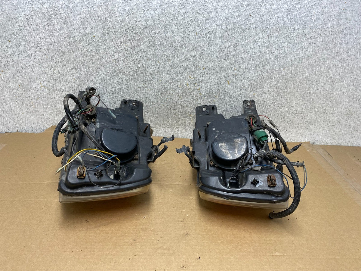 2004 to 2008 Ford F150 F-150 Left+Right Set Side LED Headlights AH7757 DG12