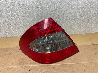 LED 2007 - 2009  Mercedes E E320 E500 Sedan Left Driver LH Tail Light AB5236 LK0