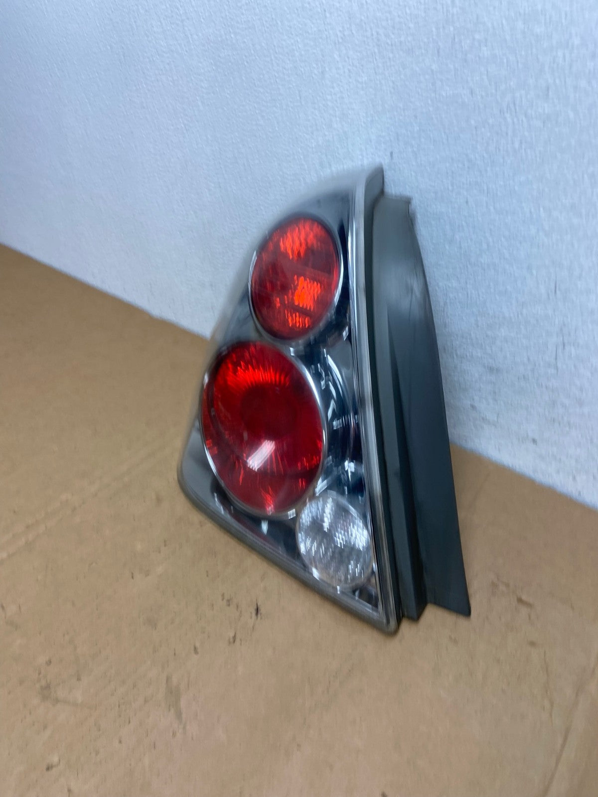 2005 to 2006 Nissan Altima Left Driver Side Tail Light AC8437 LK1