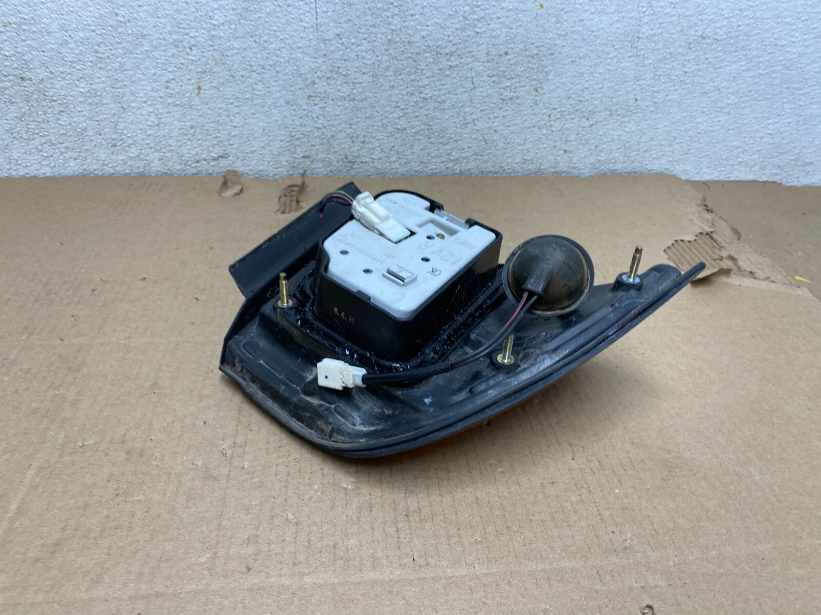 1995 to 1996Nissan Maxima Right Passenger RH Side Tail Light L4639 PS5