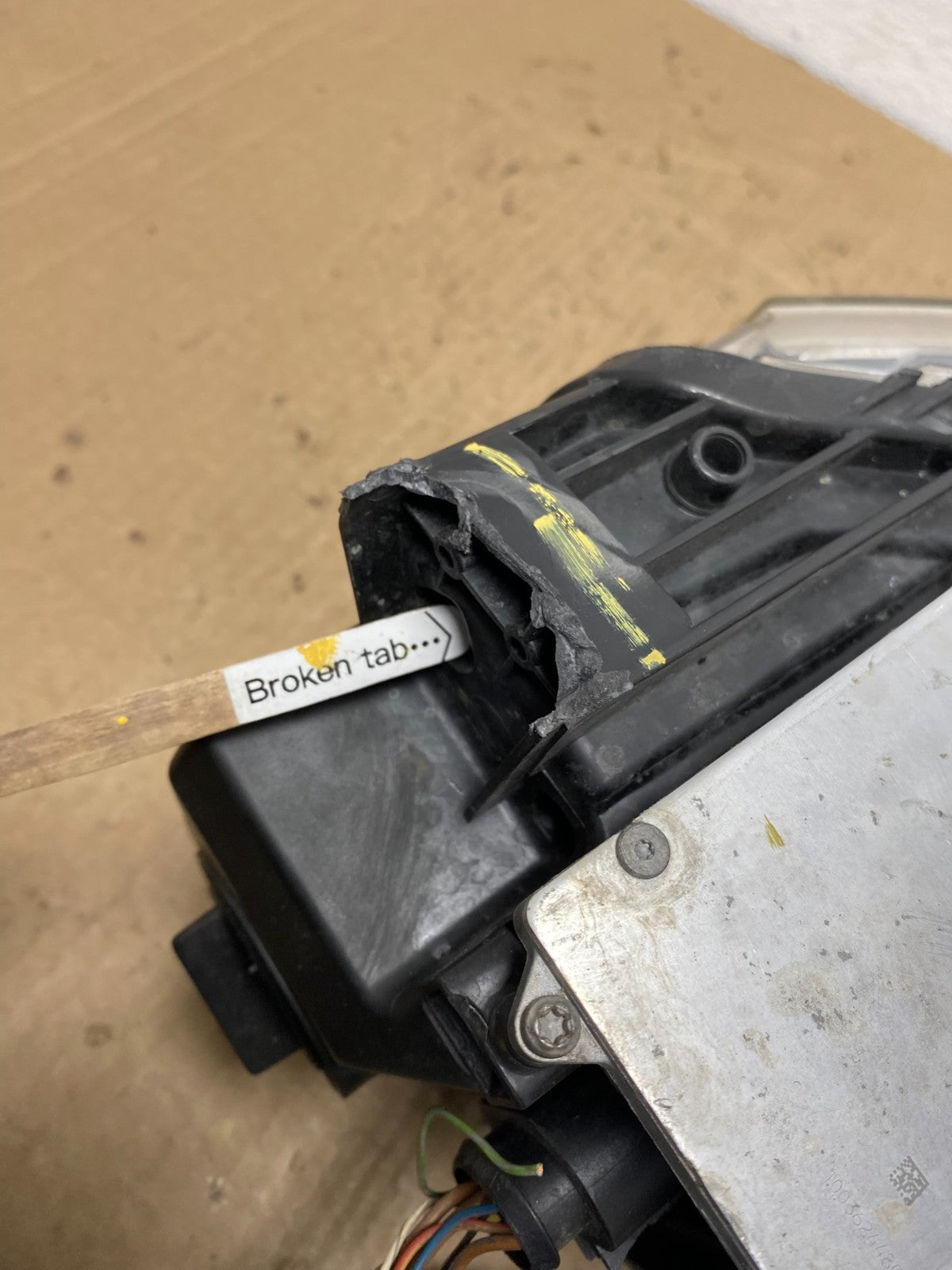2005 to 2008 Audi A6 Right Passenger Side Headlight Xenon HID OEM AC5517 DW5