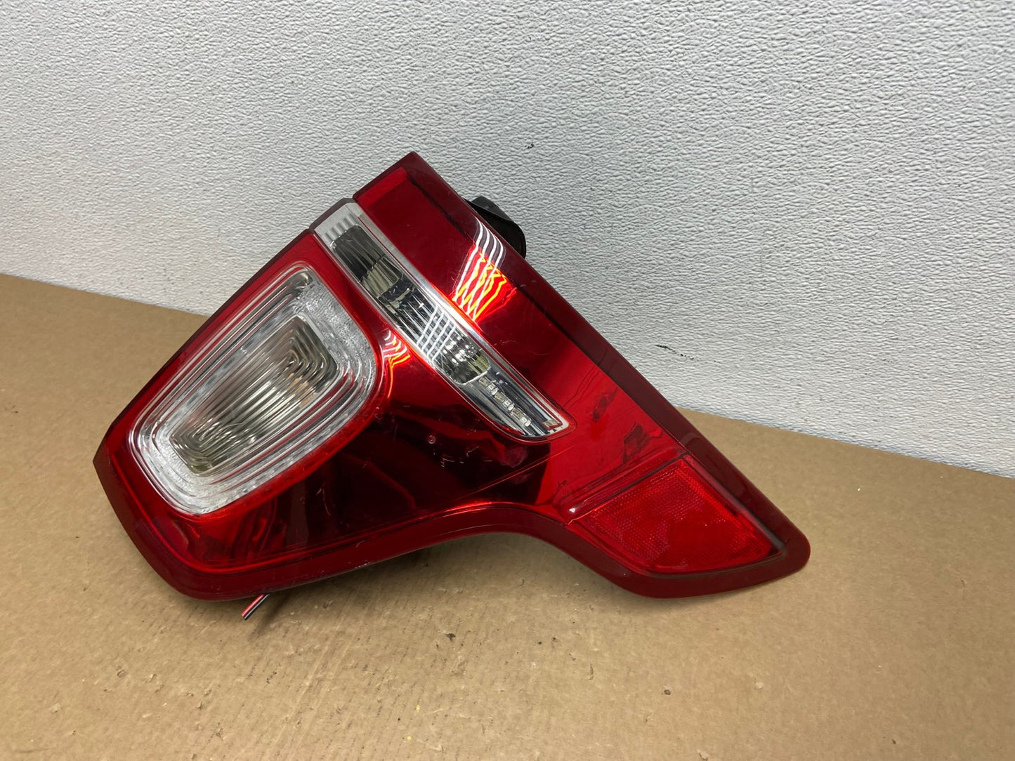 2011-2015 Ford Explorer Police Package Right Passenger Side Tail light AC1218 LK1