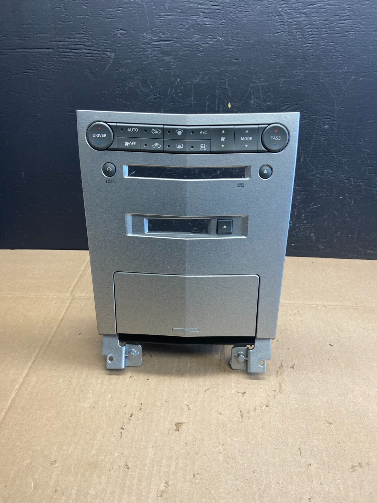 2004 2005 2006 Nissan Maxima Radio Panel Climate Control Bezel Trim OE AB9297 DG0