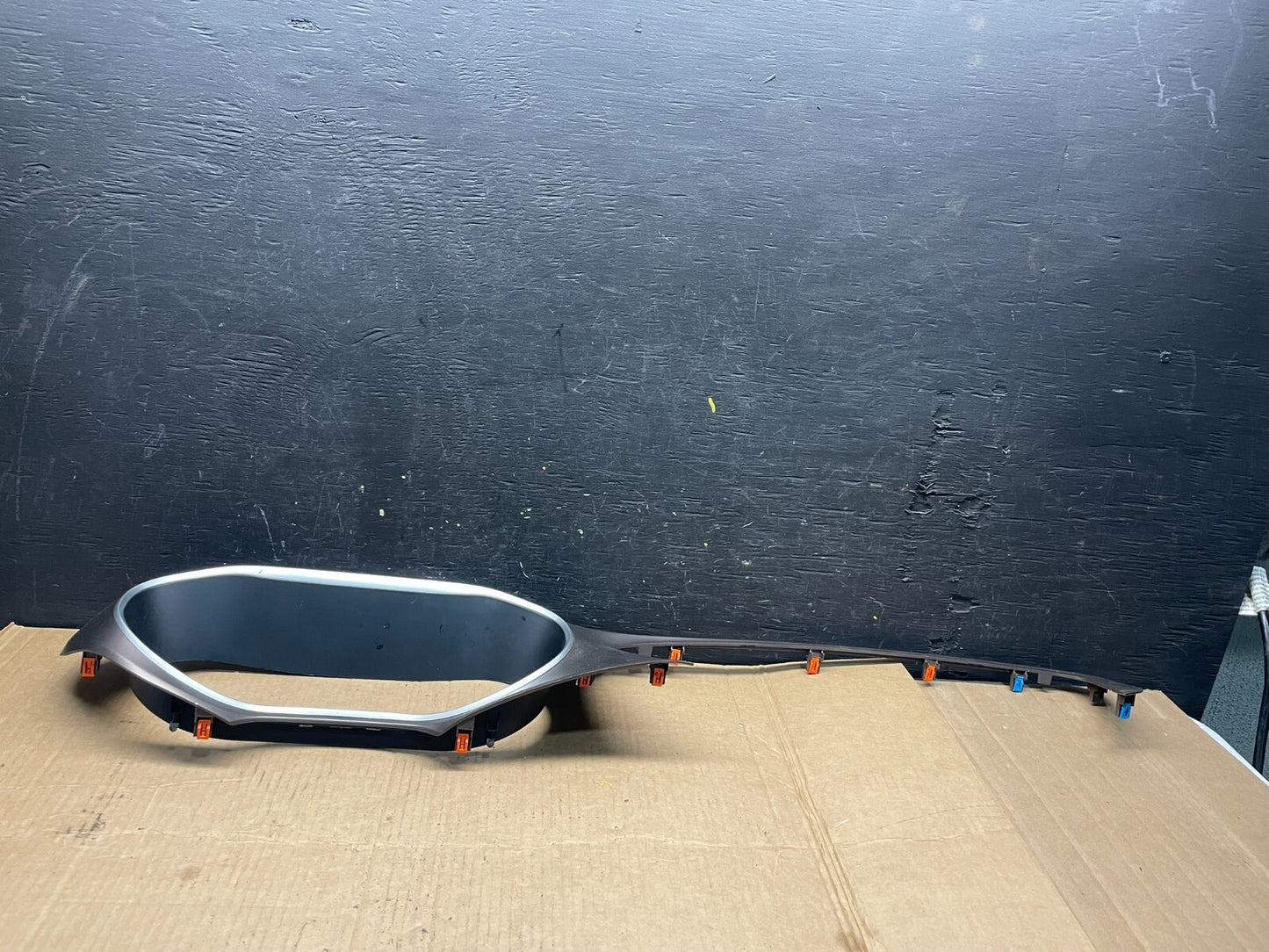 2017 to 2018 Chrysler Pacifica Front Speedometer Cluster Bezel Trim M4279 DG1