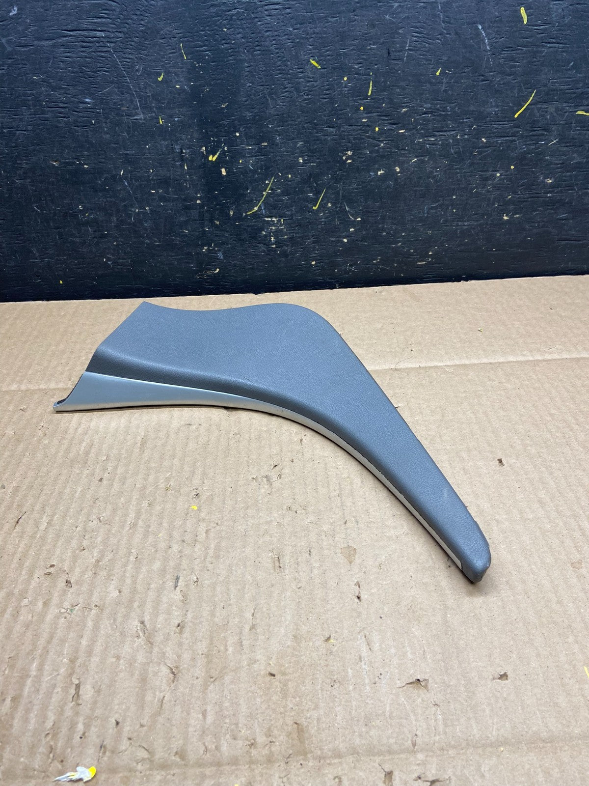 2011-2014 Hyundai Sonata Center Console Upper Right Trim Molding Bezel U6021 DG2