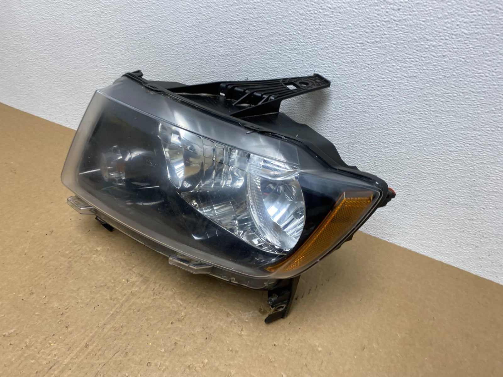 2011 to 2013 Jeep Grand Cherokee Halogen Left Driver Lh Headlight Oem AC1342 DW1