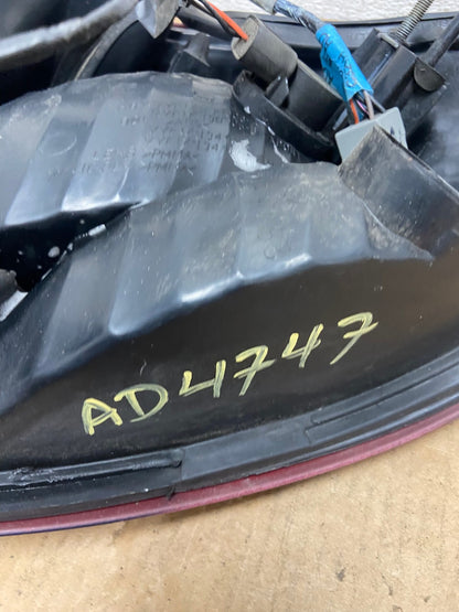 2000 2001 2002 2003 Ford Taurus Left Driver Lh Side Tail Light AD4747 LK7
