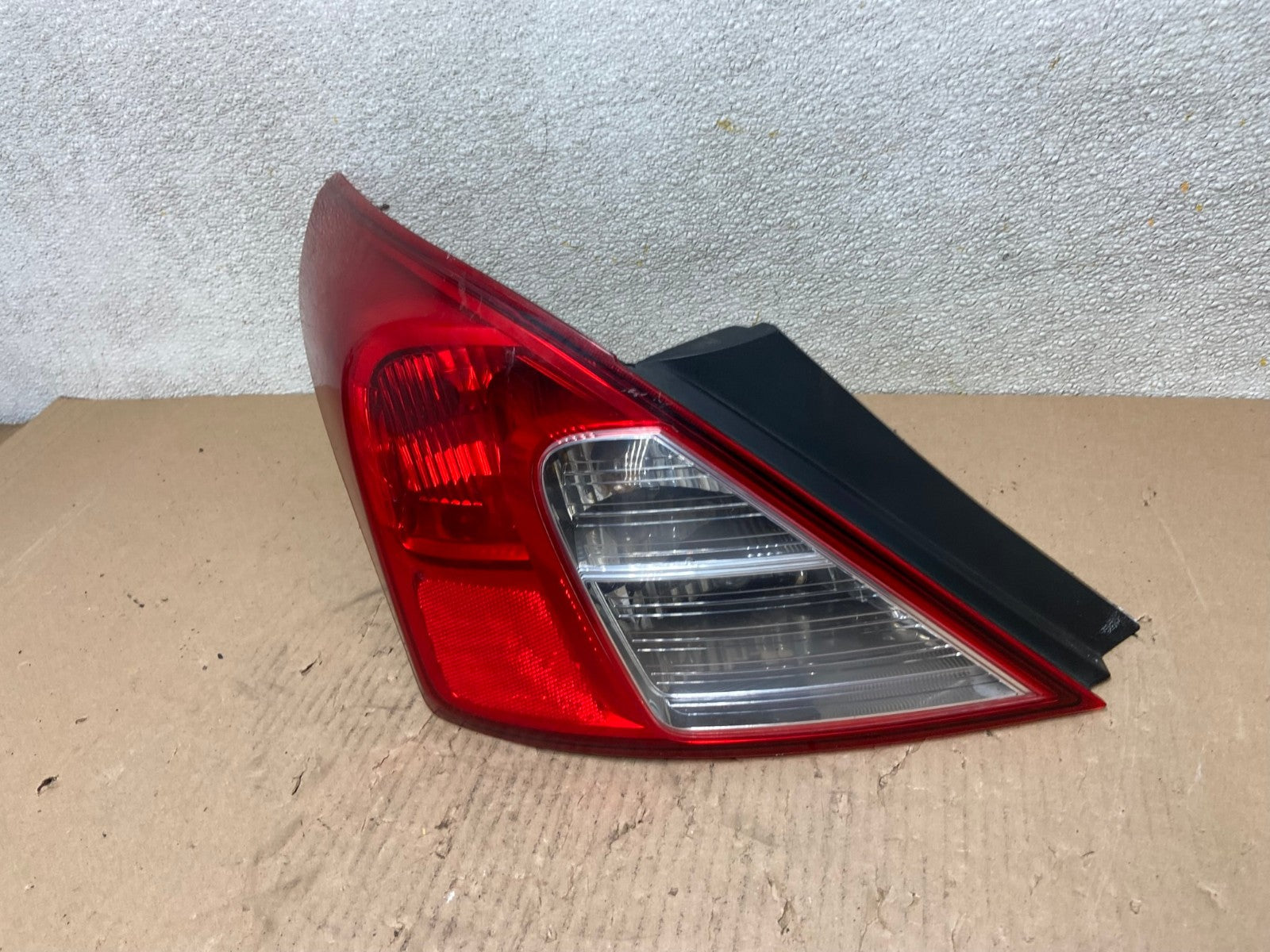 2012-2019 Nissan Versa Sedan Left Driver LH Side Tail Light Oem AB6052 LK1