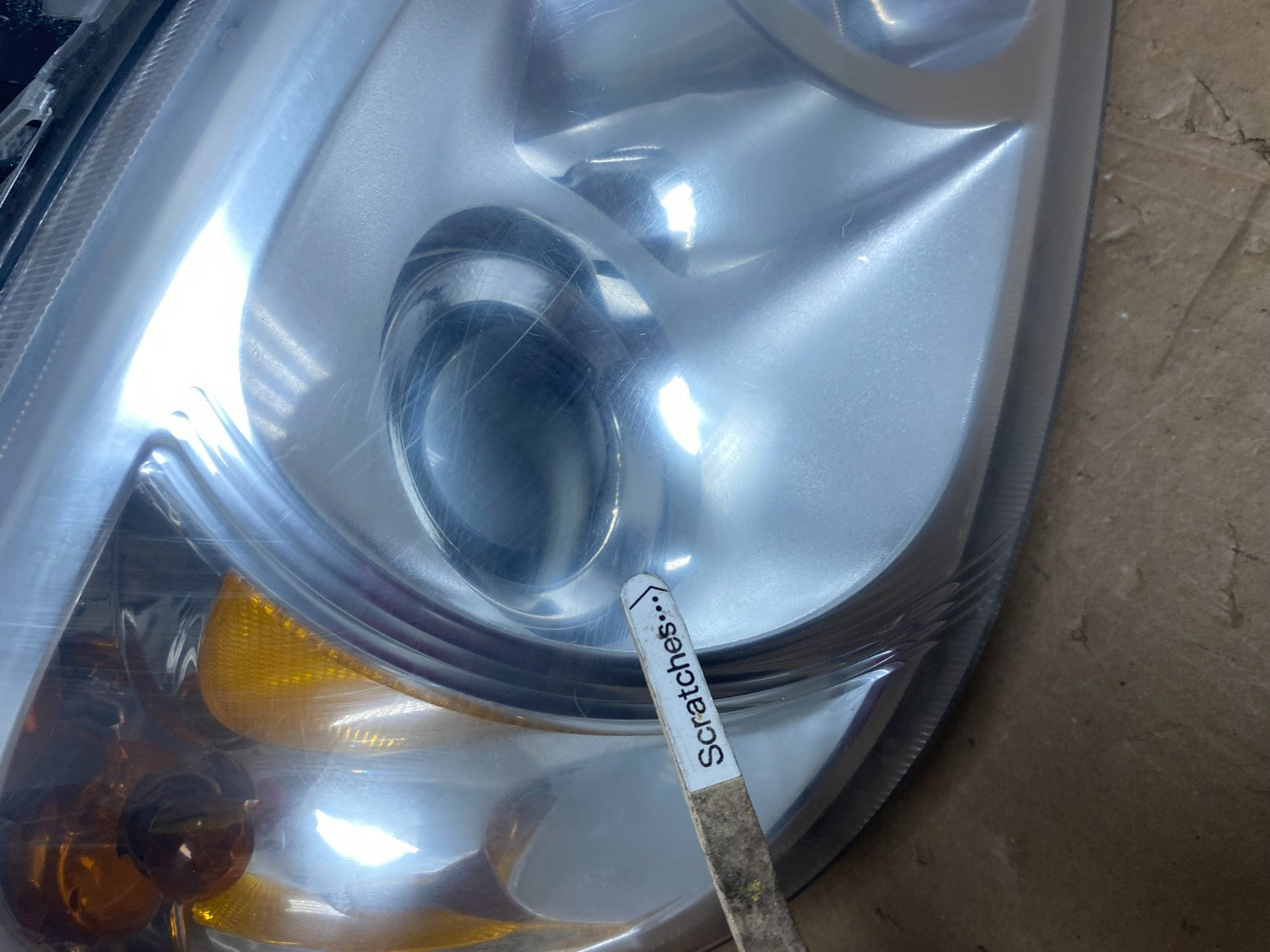2002 - 2005 Mercedes ML ML350 ML500 Left+Right Side Halogen Headlights AD7964 DW3