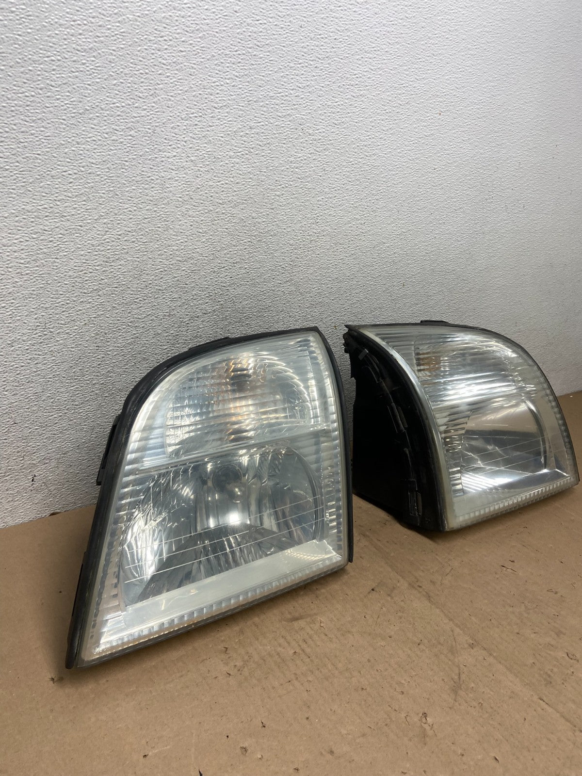 2002-2005 Mercury Mountaineer Left+Right Side Halogen Headlights AG4757 DW1