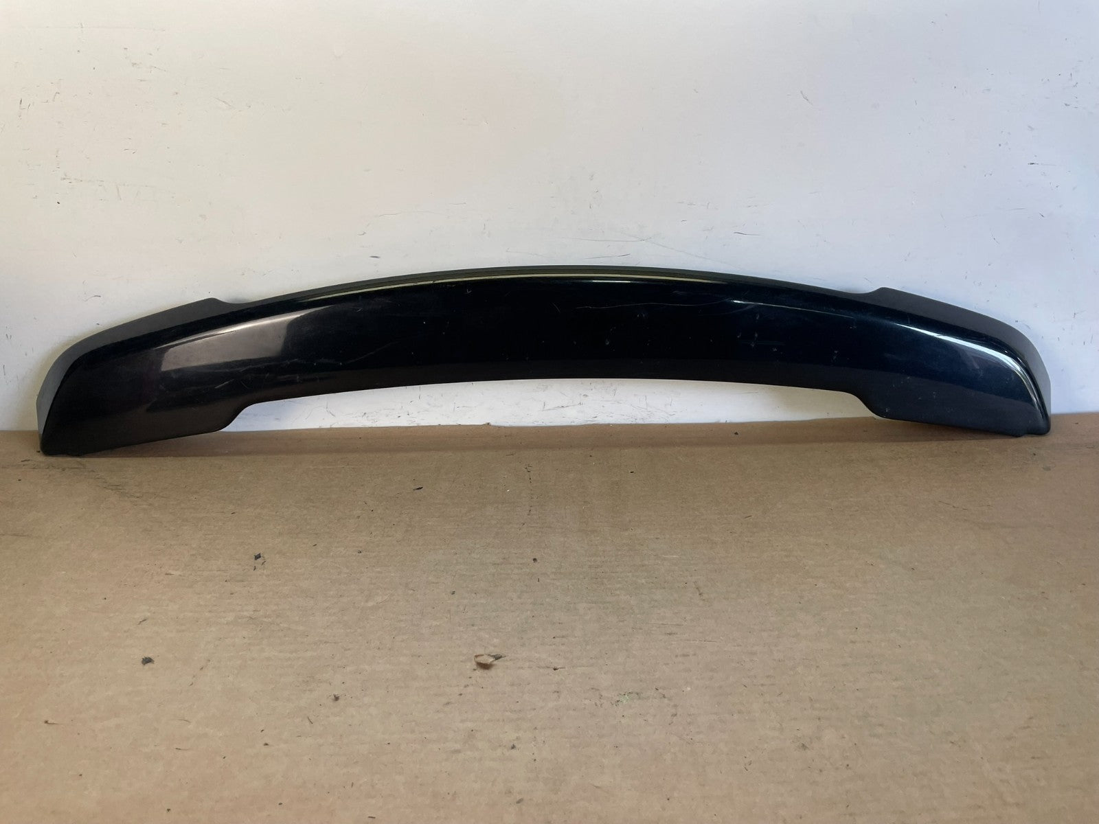 2008 to 2014 Land Rover LR2 Rear Trunk Tail Light Lift Gate Spoiler AF8782 DG0